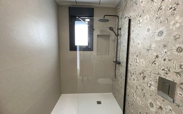 Property slide 17