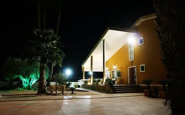 Property slide 31
