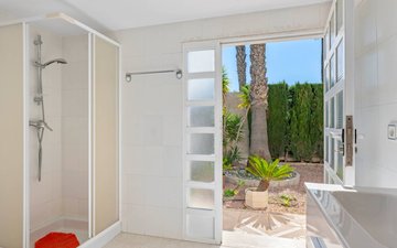 Property slide 17