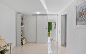 Property slide 23