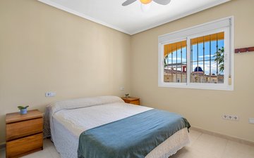 Eigenschaftsfolie 13