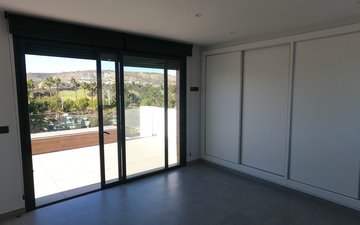 Property slide 18
