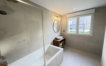 Property slide 17