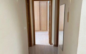 Property slide 32
