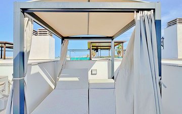 Property slide 27