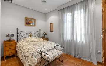 Property slide 36