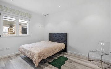 Property slide 35