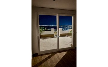Property slide 16
