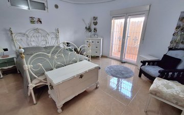 Property slide 32