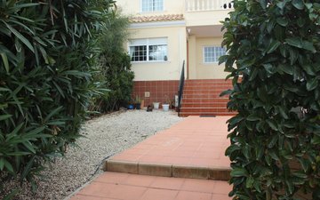 Property slide 28