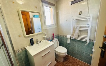 Property slide 20