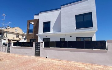 Property slide 32
