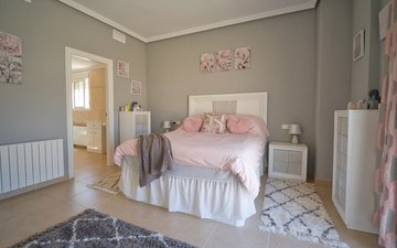 Property slide 19
