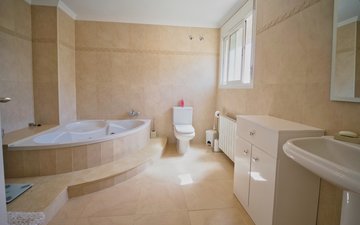 Property slide 25
