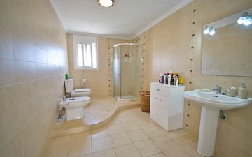 Property slide 28