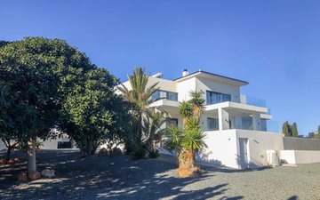 Property slide 42