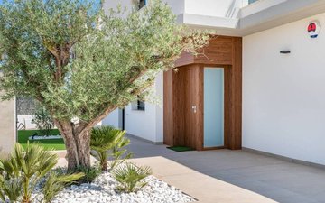 Property slide 31