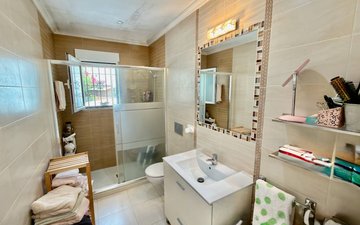 Property slide 14