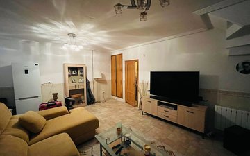 Property slide 10