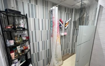Property slide 33