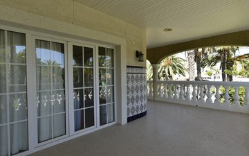 Property slide 6