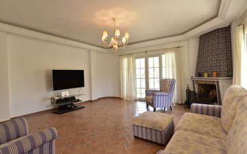 Property slide 8