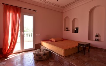 Property slide 21