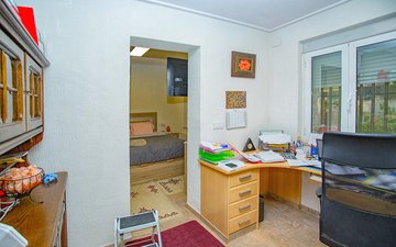 Property slide 18
