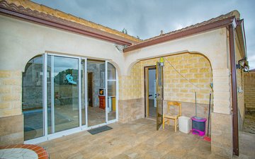Property slide 39