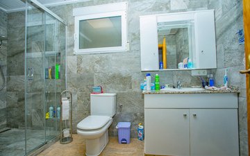 Property slide 46