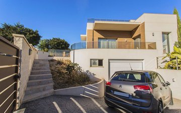 Property slide 12