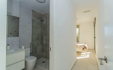 Property slide 38
