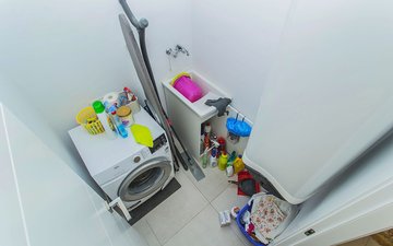 Property slide 48