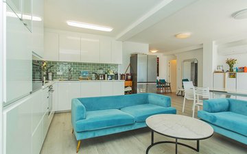 Property slide 8