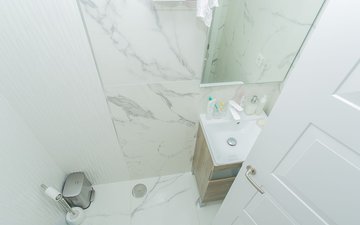 Property slide 23