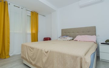 Property slide 25