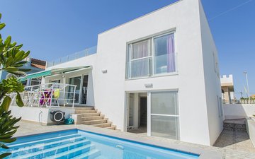 Property slide 39