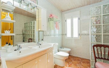 Property slide 45