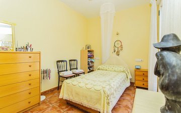 Property slide 46