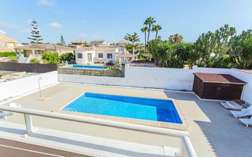 Property slide 50