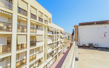 Property slide 30