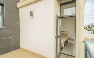 Property slide 20