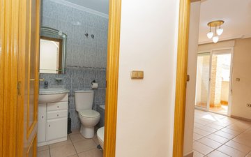Property slide 25
