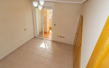 Property slide 32