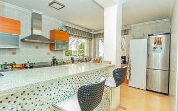 Property slide 18