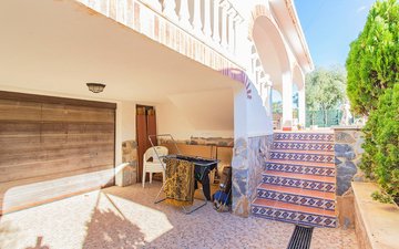Property slide 15