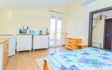 Property slide 44