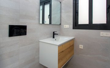 Property slide 19
