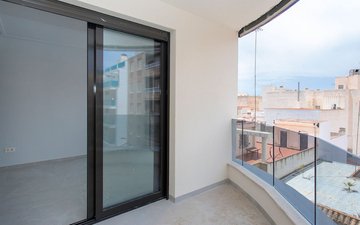 Property slide 22