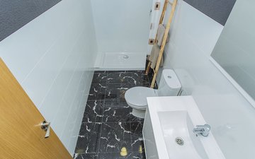 Property slide 25
